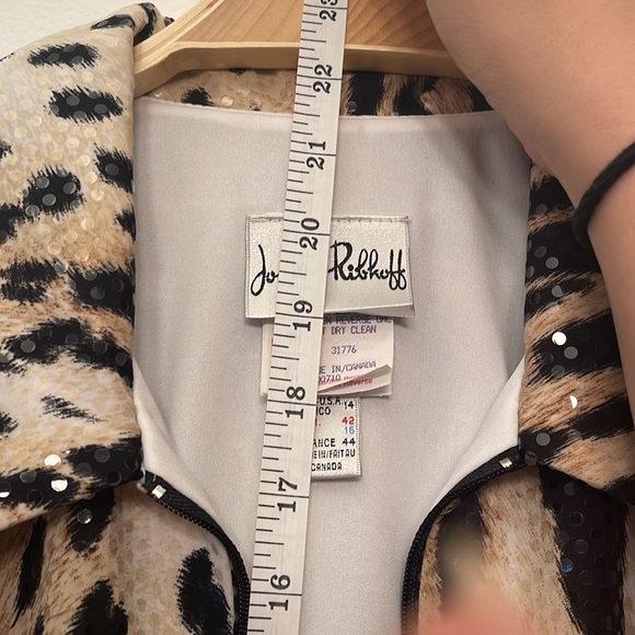 Joseph Ribkoff sequin Leopard Jacket - Picture 9 of 16